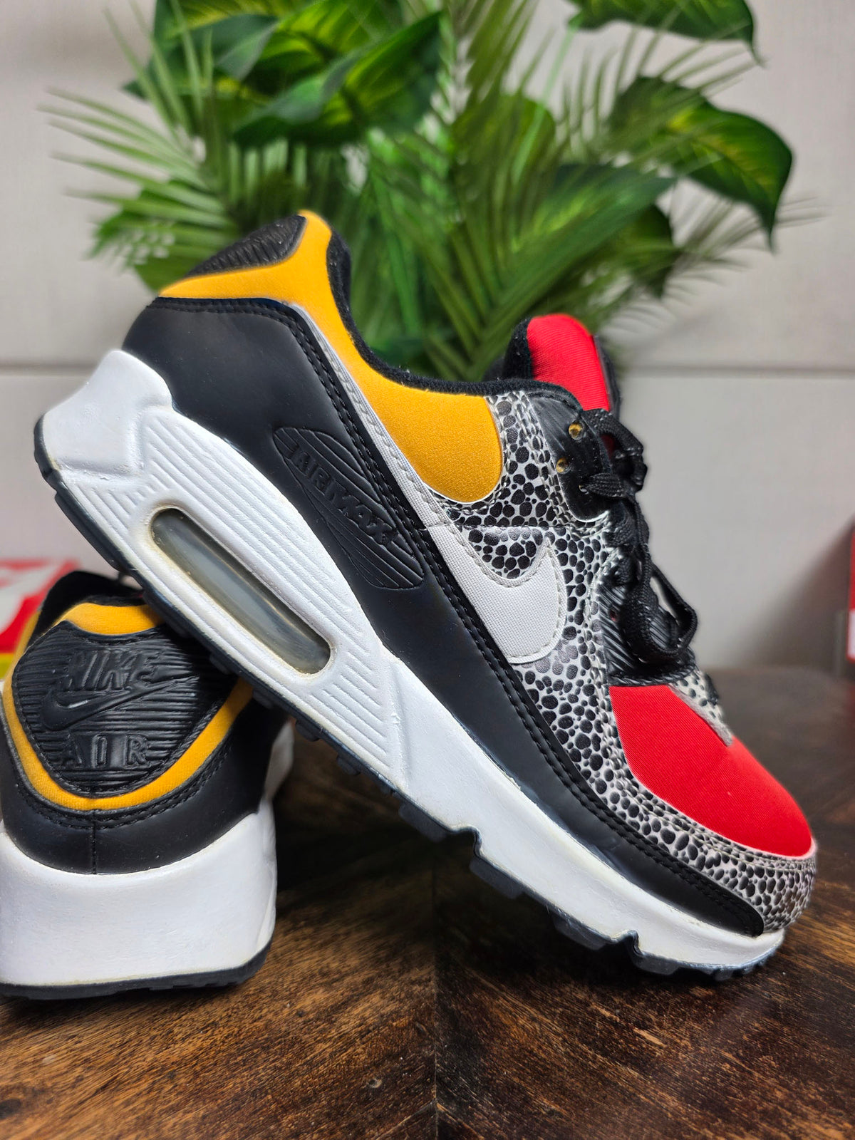 Nike Air Max 90 SE "Safari Chile Red Pollen" | maat 40