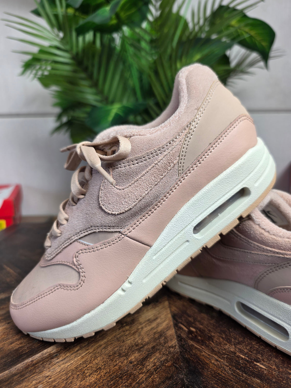 Nike Air Max 1 PRM Bio Beige | maat 37,5