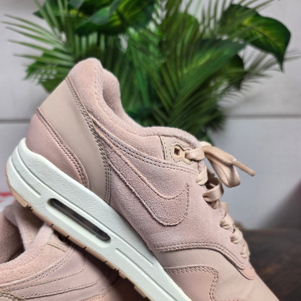 Nike Air Max 1 PRM Bio Beige | maat 37,5