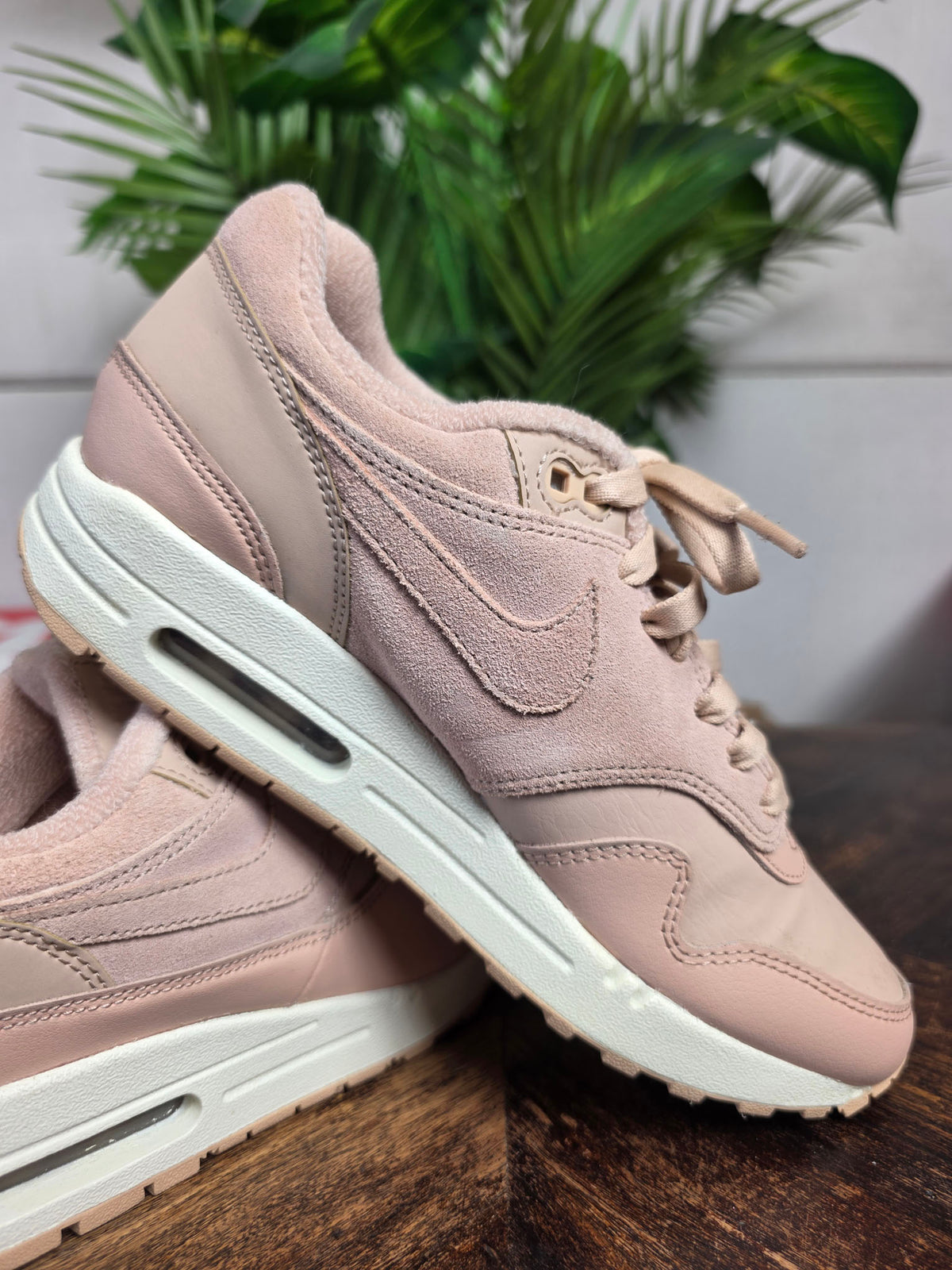 Nike Air Max 1 PRM Bio Beige | maat 37,5