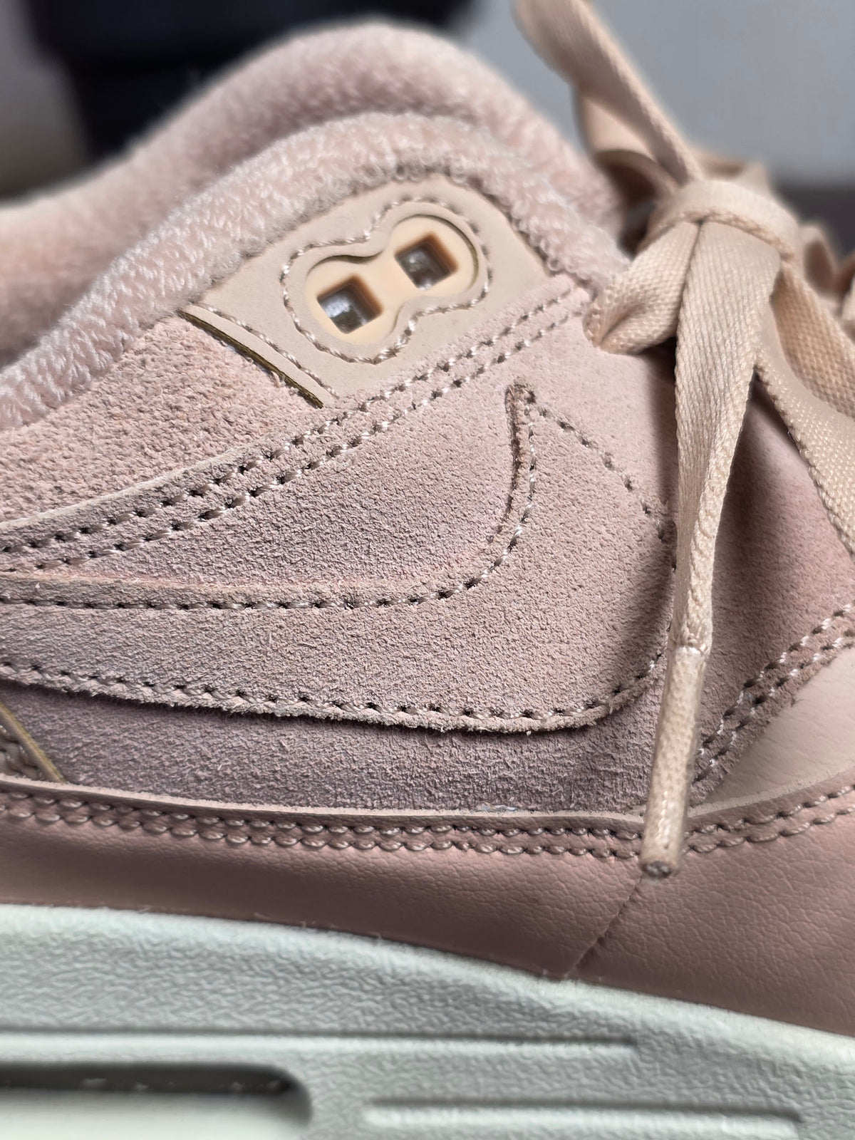 Nike Air Max 1 PRM Bio Beige | maat 37,5