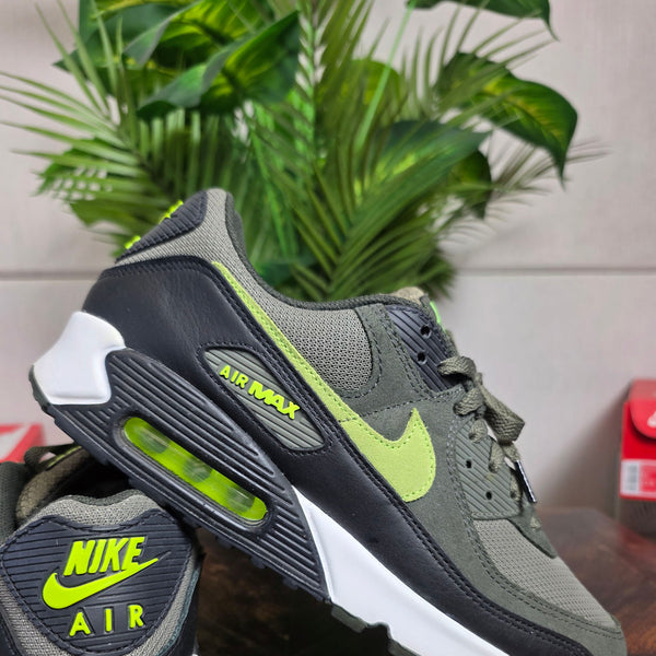 Nike Air Max 90 Medium Olive Sequoia | maat 45