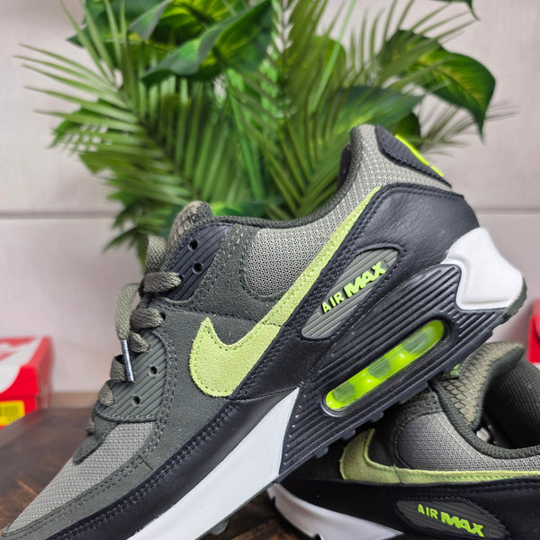 Nike Air Max 90 Medium Olive Sequoia | maat 45