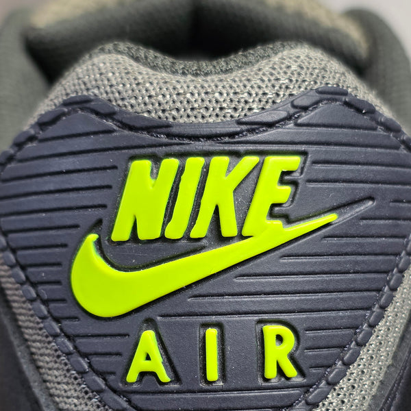 Nike Air Max 90 Medium Olive Sequoia | maat 45