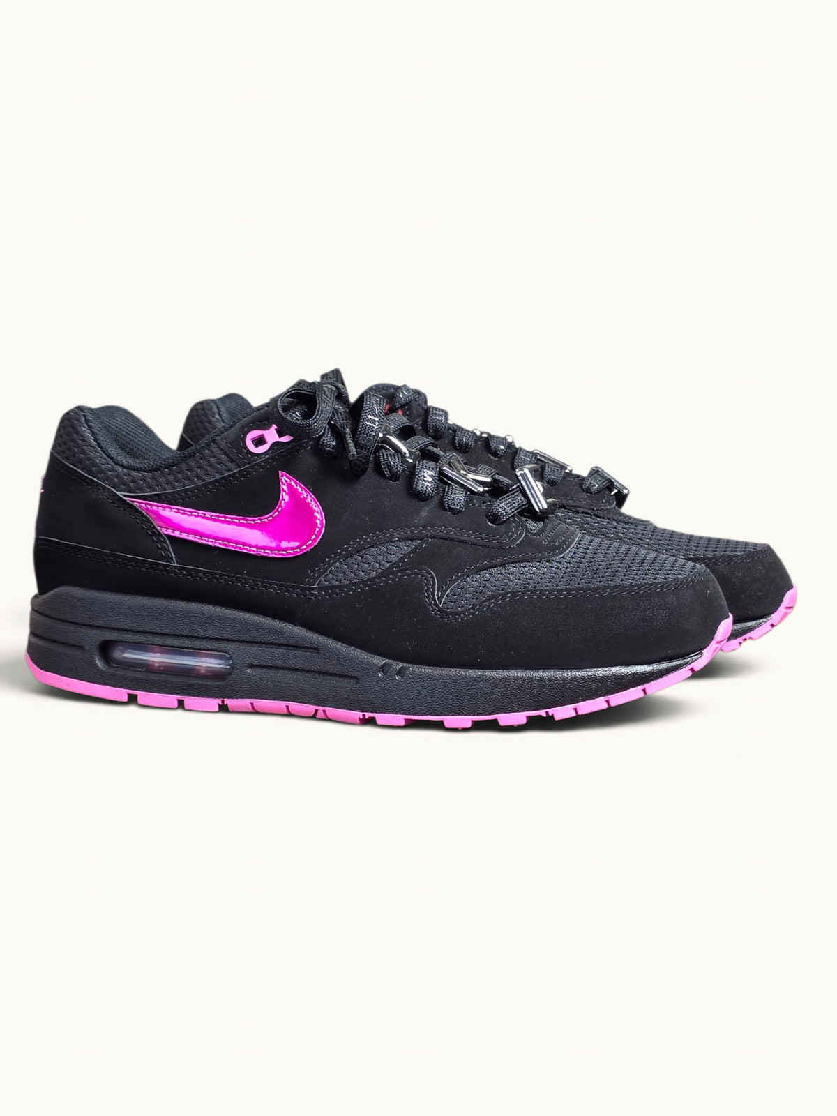 Nike Air Max 1 Valentine's Day Black | maat 40,5