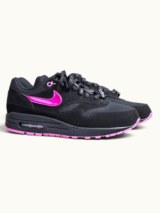 Nike Air Max 1 Valentine's Day Black | maat 40,5