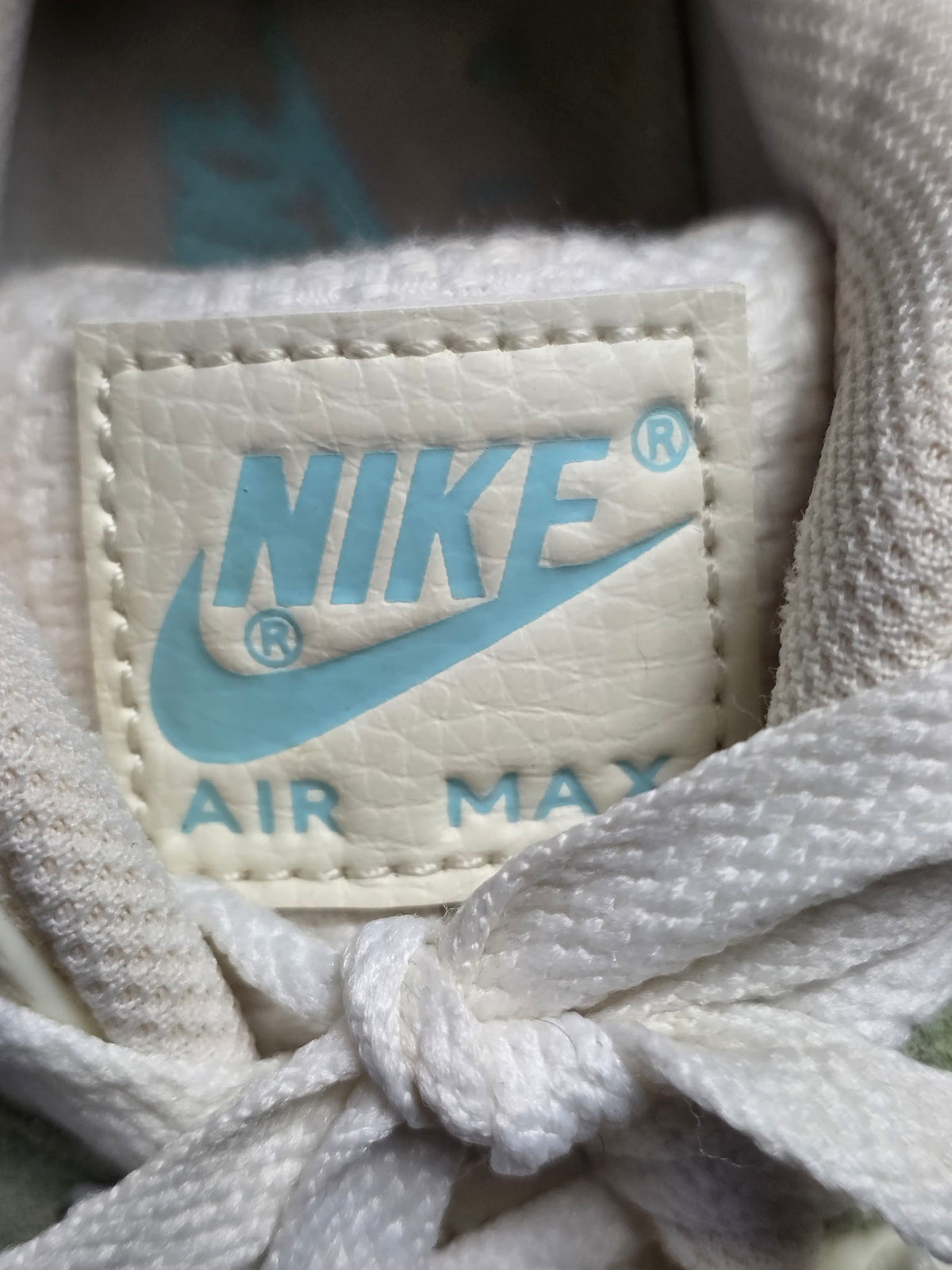 Nike Air Max 90 "Easter Leopard" | maat 37,5