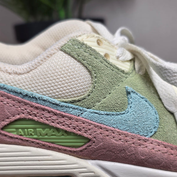 Nike Air Max 90 "Easter Leopard" | maat 37,5