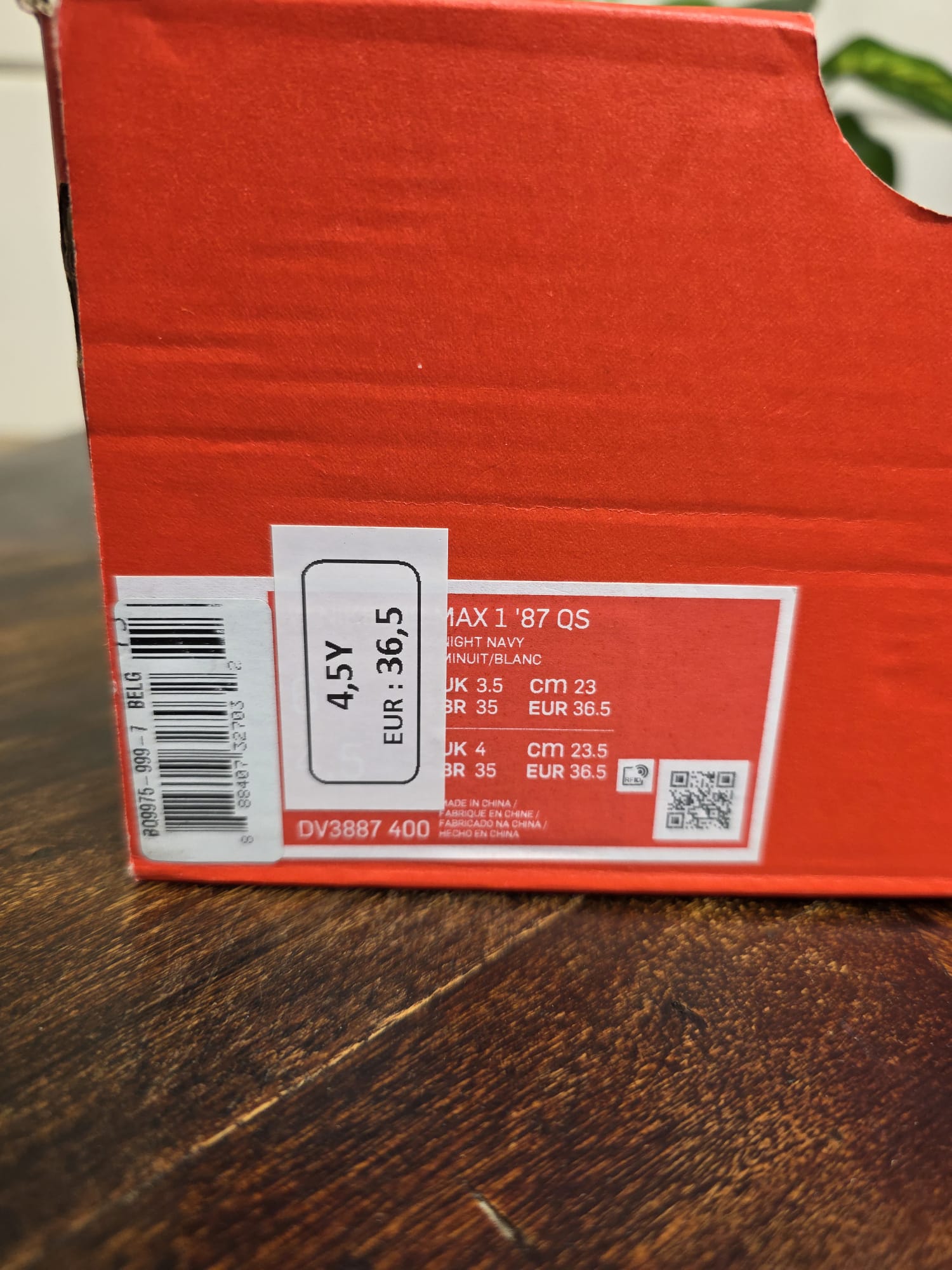 Nike Air Max 1 Gorge Green Obsidian maat 36,5